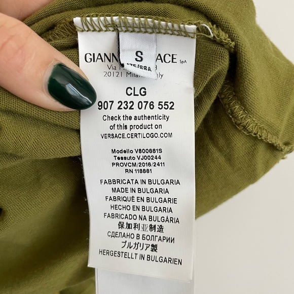 Versace t-shirt - Picture 2 of 3